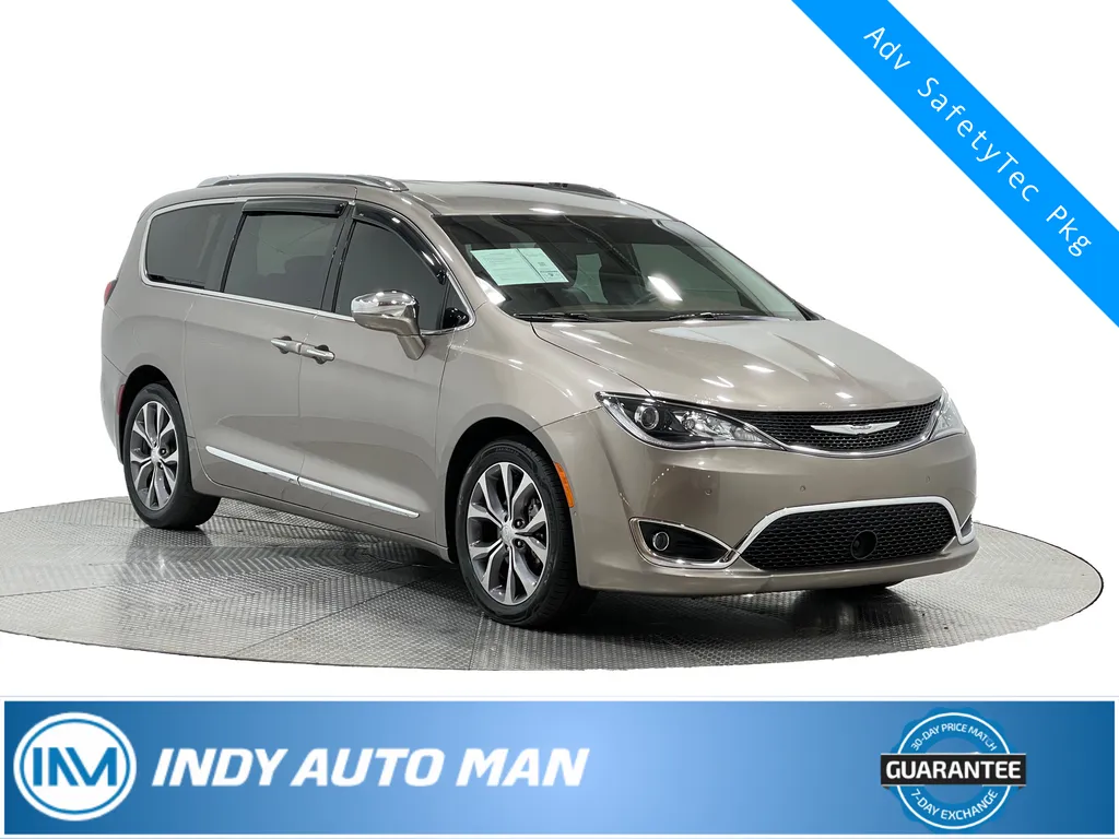 2017 Chrysler Pacifica Limited for sale in Indianapolis, IN