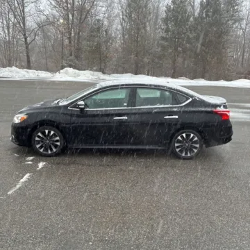 More photos of 2017 Nissan Sentra SR at Indy Auto Man - Indianapolis, IN