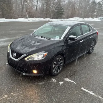 Photos of 2017 Nissan Sentra SR for sale in Indianapolis, IN at Indy Auto Man - Indianapolis