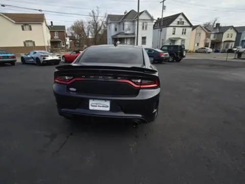 More photos of 2019 Dodge Charger R/T at Indy Auto Man - Indianapolis, IN