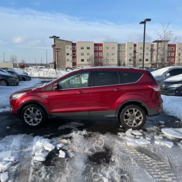 More photos of 2016 Ford Escape Titanium at Indy Auto Man - Indianapolis, IN