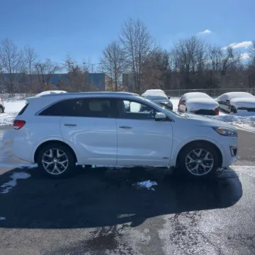 Another view of 2017 Kia Sorento SX for sale in Indianapolis, IN at Indy Auto Man - Indianapolis