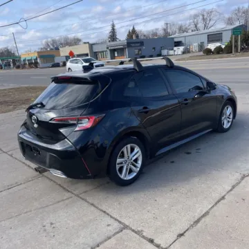 More photos of 2020 Toyota Corolla Hatchback SE at Indy Auto Man - Indianapolis, IN
