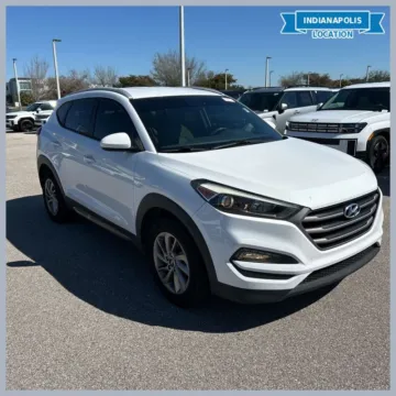 White 2016 Hyundai Tucson SE for sale in Indianapolis, IN