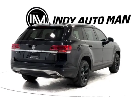 More photos of 2019 Volkswagen Atlas 3.6L V6 SE w/Technology at Indy Auto Man - Indianapolis, IN