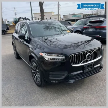 Black 2021 Volvo XC90 T6 Momentum for sale in Indianapolis, IN