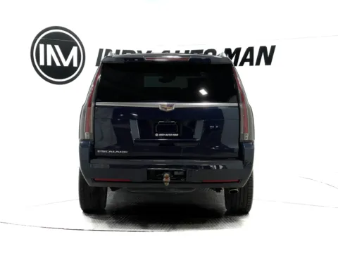 More photos of 2018 Cadillac Escalade Platinum Edition at Indy Auto Man - Indianapolis, IN