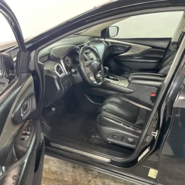 More photos of 2017 Nissan Murano SL at Indy Auto Man - Indianapolis, IN