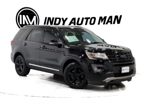 Photos of 2017 Ford Explorer XLT for sale in Indianapolis, IN at Indy Auto Man - Indianapolis