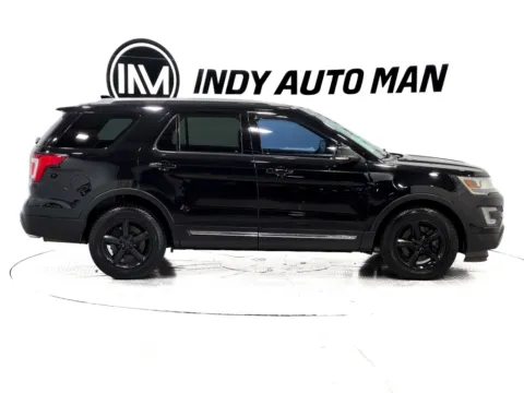 Another view of 2017 Ford Explorer XLT for sale in Indianapolis, IN at Indy Auto Man - Indianapolis