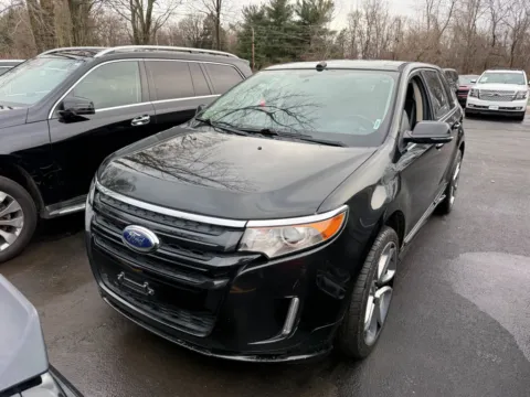 Photos of 2014 Ford Edge Sport for sale in Indianapolis, IN at Indy Auto Man - Indianapolis