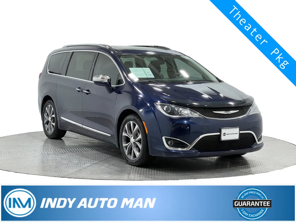 2017 Chrysler Pacifica Limited for sale in Indianapolis, IN
