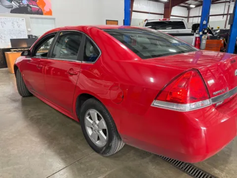 More photos of 2010 Chevrolet Impala LT at Indy Auto Man - Indianapolis, IN