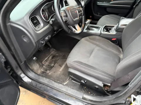 More photos of 2015 Dodge Charger SXT at Indy Auto Man - Indianapolis, IN