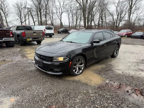 Photos of 2015 Dodge Charger SXT for sale in Indianapolis, IN at Indy Auto Man - Indianapolis