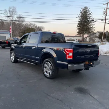 More photos of 2020 Ford F-150 XLT at Indy Auto Man - Indianapolis, IN