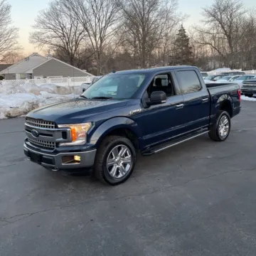 Photos of 2020 Ford F-150 XLT for sale in Indianapolis, IN at Indy Auto Man - Indianapolis