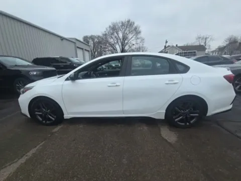 More photos of 2021 Kia Forte GT-Line at Indy Auto Man - Indianapolis, IN