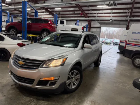 Photos of 2017 Chevrolet Traverse LT 1LT for sale in Indianapolis, IN at Indy Auto Man - Indianapolis