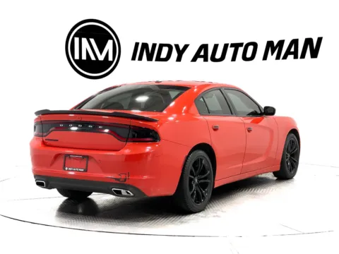 More photos of 2018 Dodge Charger SXT at Indy Auto Man - Indianapolis, IN