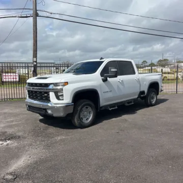 Photos of 2020 Chevrolet Silverado 2500HD LT for sale in Indianapolis, IN at Indy Auto Man - Indianapolis