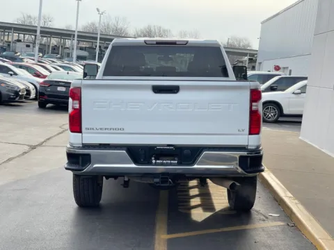 More photos of 2020 Chevrolet Silverado 2500HD LT at Indy Auto Man - Indianapolis, IN