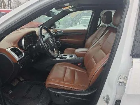 More photos of 2019 Jeep Grand Cherokee Summit at Indy Auto Man - Indianapolis, IN