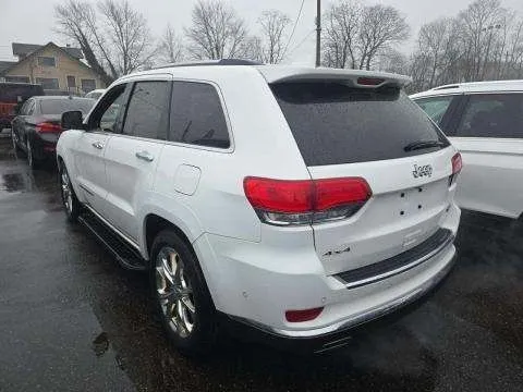 More photos of 2019 Jeep Grand Cherokee Summit at Indy Auto Man - Indianapolis, IN