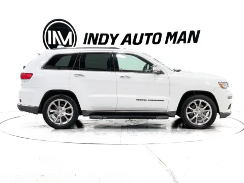 Another view of 2019 Jeep Grand Cherokee Summit for sale in Indianapolis, IN at Indy Auto Man - Indianapolis