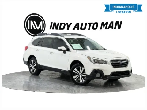 White 2018 Subaru Outback 2.5i Limited for sale in Indianapolis, IN
