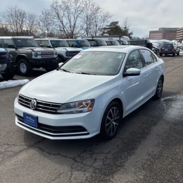 Photos of 2018 Volkswagen Jetta 1.4T SE for sale in Indianapolis, IN at Indy Auto Man - Indianapolis