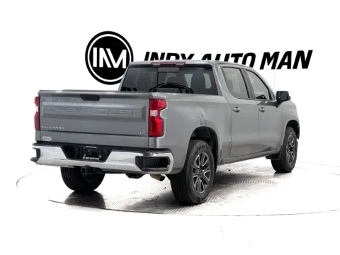 More photos of 2020 Chevrolet Silverado 1500 LT at Indy Auto Man - Indianapolis, IN