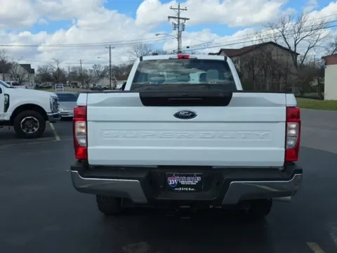 More photos of 2022 Ford F-350SD XL at Indy Auto Man - Indianapolis, IN