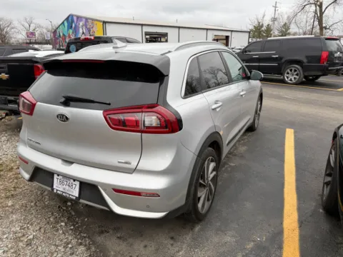 Another view of 2017 Kia Niro Touring for sale in Indianapolis, IN at Indy Auto Man - Indianapolis