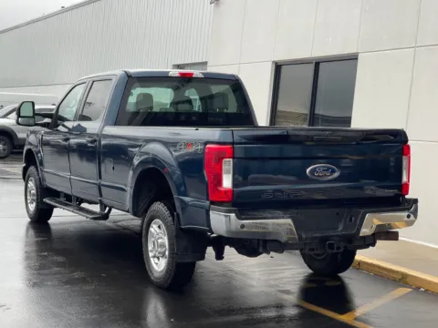 More photos of 2017 Ford F-250SD XLT at Indy Auto Man - Indianapolis, IN