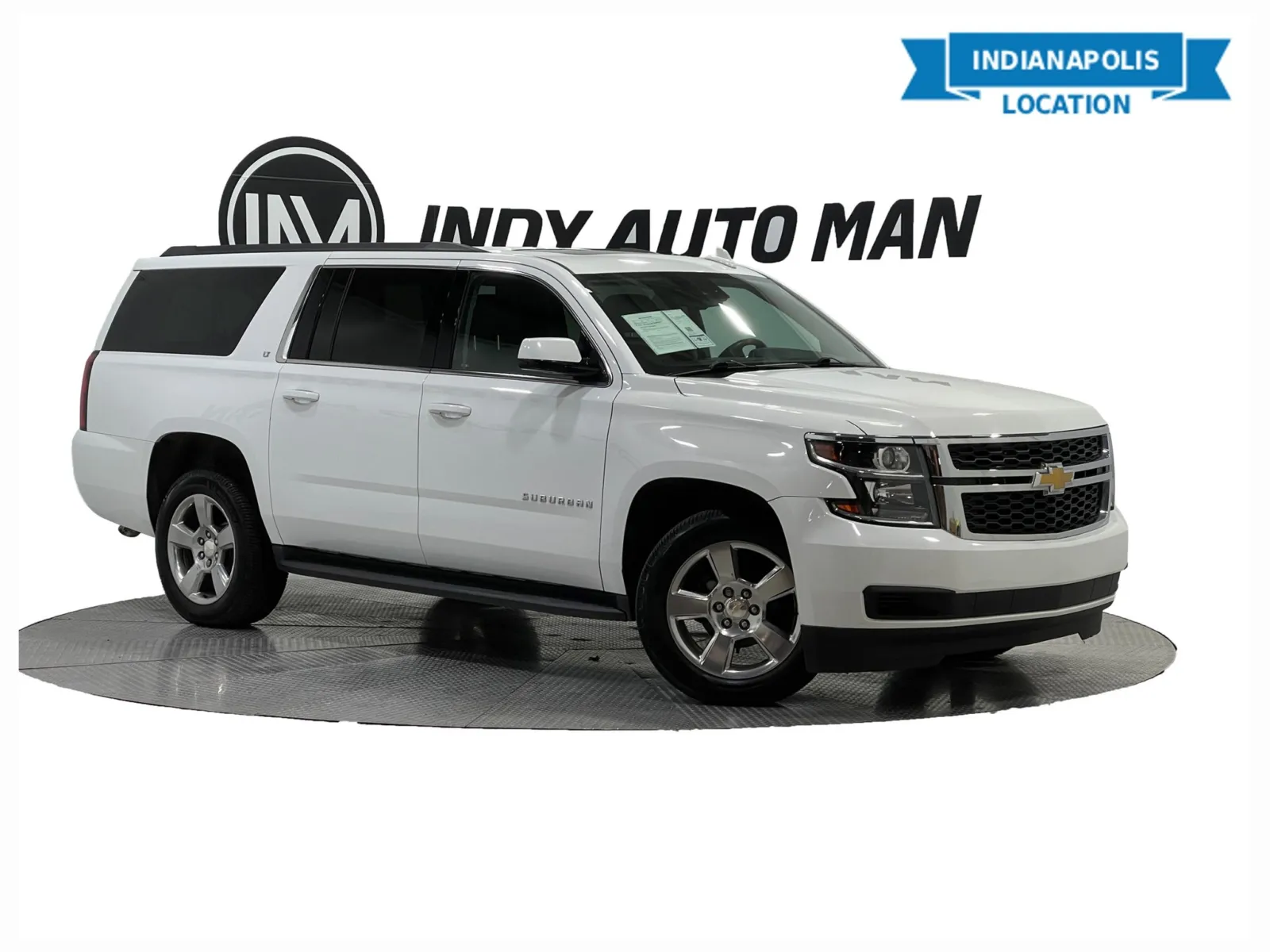 White 2018 Chevrolet Suburban LT for sale in Indianapolis, IN