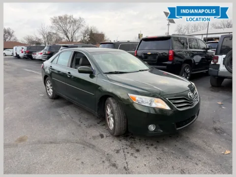 Green 2011 Toyota Camry XLE for sale in Indianapolis, IN
