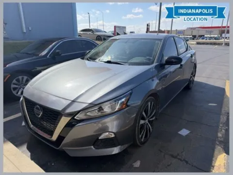 Gray 2019 Nissan Altima 2.5 SR for sale in Indianapolis, IN
