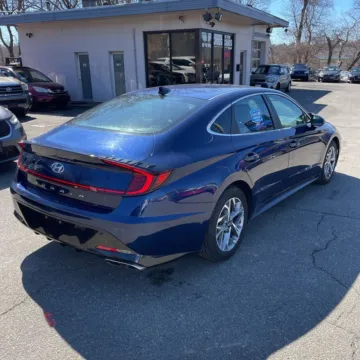 Another view of 2022 Hyundai Sonata SEL for sale in Indianapolis, IN at Indy Auto Man - Indianapolis