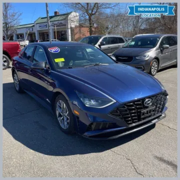 Blue 2022 Hyundai Sonata SEL for sale in Indianapolis, IN