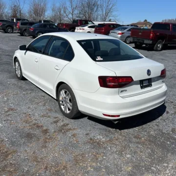More photos of 2017 Volkswagen Jetta 1.4T S at Indy Auto Man - Indianapolis, IN