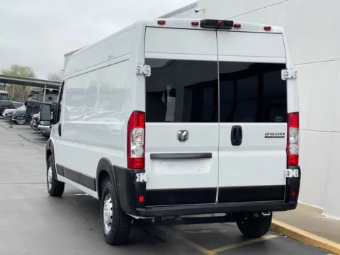 More photos of 2023 Ram ProMaster 2500 High Roof at Indy Auto Man - Indianapolis, IN