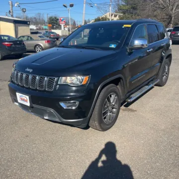 Photos of 2018 Jeep Grand Cherokee Limited for sale in Indianapolis, IN at Indy Auto Man - Indianapolis