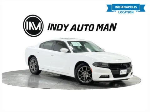 White 2017 Dodge Charger SXT for sale in Indianapolis, IN