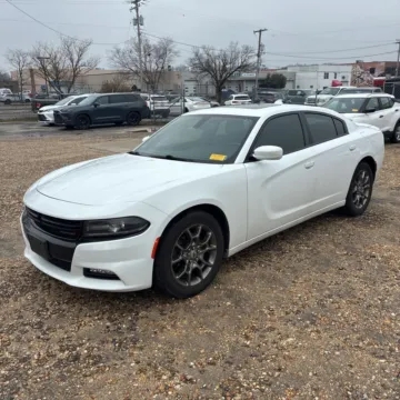 Photos of 2017 Dodge Charger SXT for sale in Indianapolis, IN at Indy Auto Man - Indianapolis