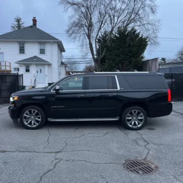 More photos of 2015 Chevrolet Suburban LTZ at Indy Auto Man - Indianapolis, IN