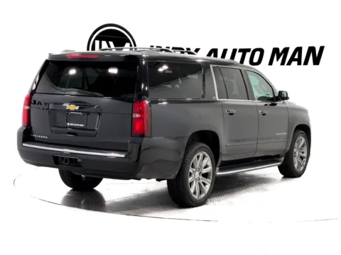 More photos of 2015 Chevrolet Suburban LTZ at Indy Auto Man - Indianapolis, IN