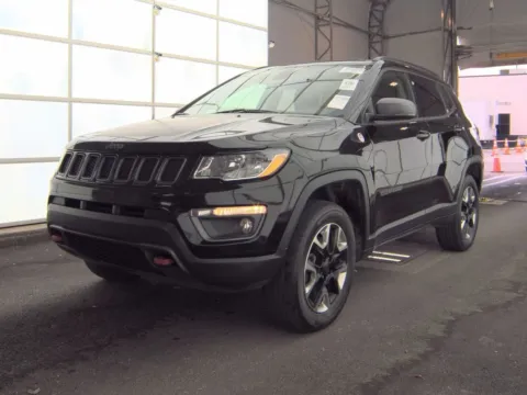 Photos of 2018 Jeep Compass Trailhawk for sale in Indianapolis, IN at Indy Auto Man - Indianapolis