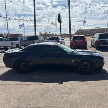 More photos of 2022 Dodge Challenger R/T Scat Pack Widebody at Indy Auto Man - Indianapolis, IN