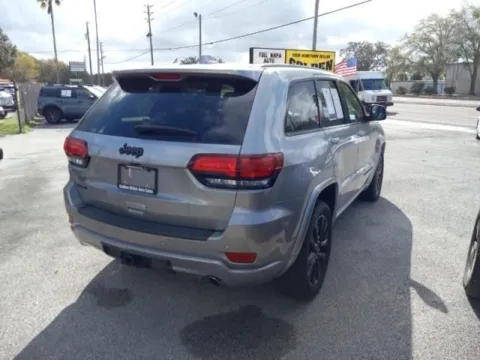 Another view of 2020 Jeep Grand Cherokee Altitude for sale in Indianapolis, IN at Indy Auto Man - Indianapolis